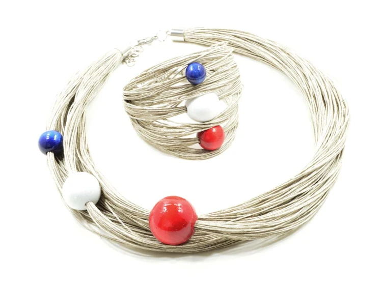 zestaw-bizuterii-ze-sznurka-niebieski-bialy-czerwony