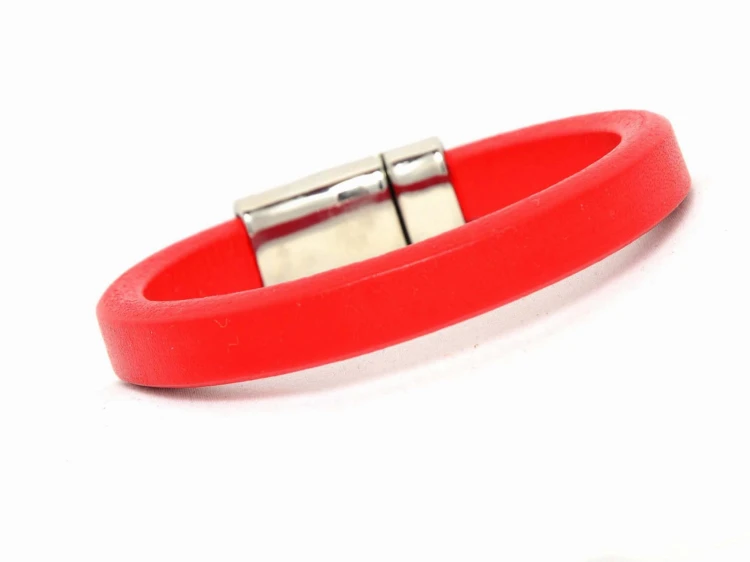 skorzana-bransoletka-z-zapieciem-magnetycznym