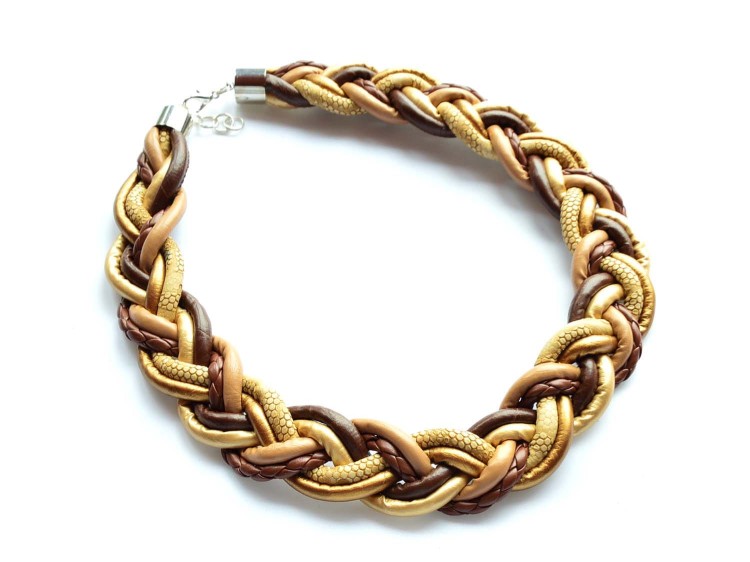 25ba0ad74629c5c5d42568310cac3ef7