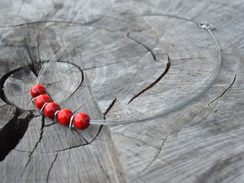 czerwone-korale-drewniane