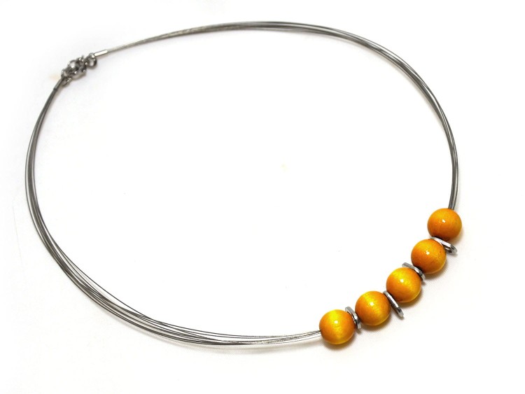 zolty-naszyjnik-z-korali