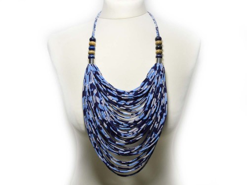 granatowy-naszyjnik-ze-sznurka