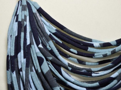 naszyjnik-z-materialu