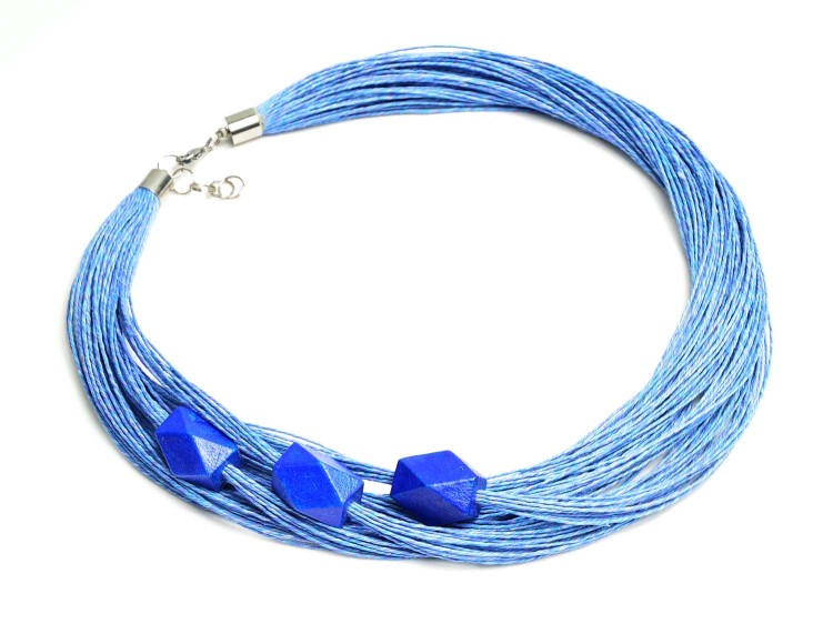 niebieski-naszyjnik-ze-sznurka