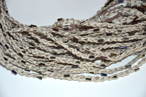 szydelkowy-naszyjnik-lniany-z-koralikami