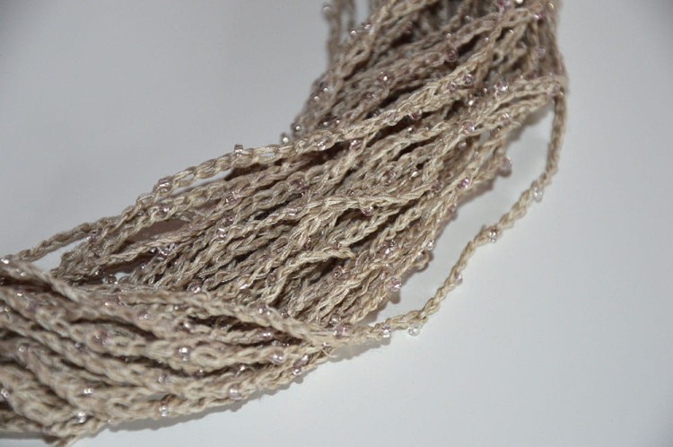 masywny-sznurkowy-naszyjnik