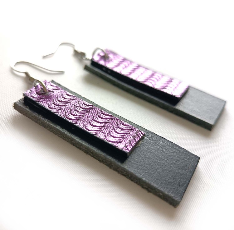 kolczyki-skorzane-fioletowo-czarne