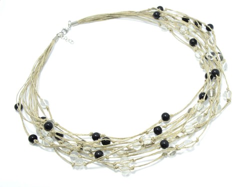 naszyjnik-lniany-z-czarnymi-koralikami