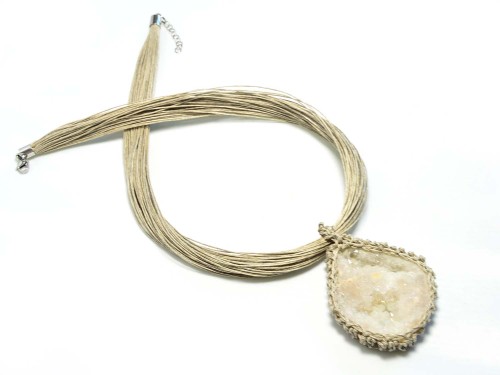 naszyjnik-lniany-z-zawieszka-z-agatu