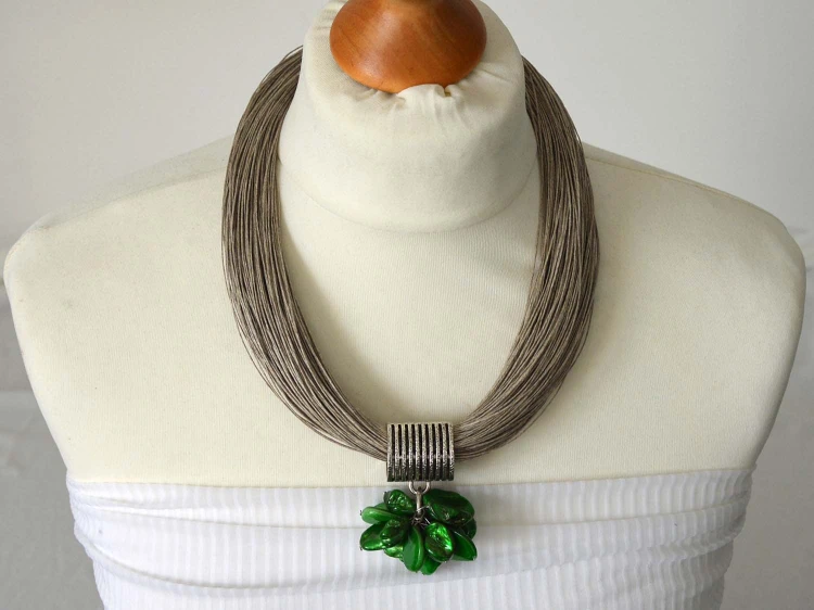 naszyjnik-lniany-z-metalowa-zawieszka3