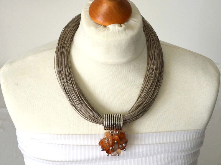 naszyjnik-lniany-z-metalowa-zawieszka5