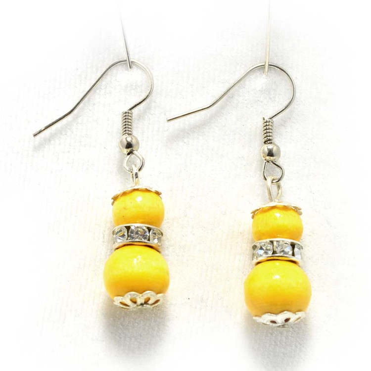 zolte-kolczyki-drewniane