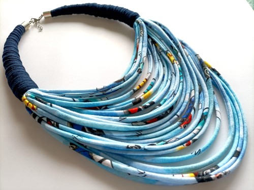 stopniowany-naszyjnik-ze-sznurka