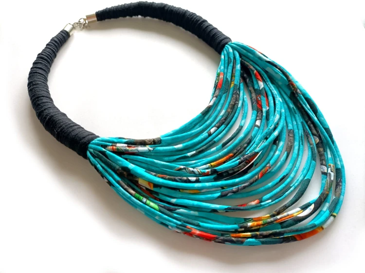 morski-naszyjnik-ze-sznurka