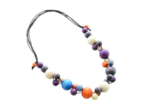 korale-drewniane-z-niebieskim