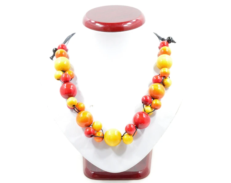 korale-drewniane-pomarancza