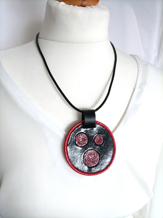 recznie-robiona-zawieszka