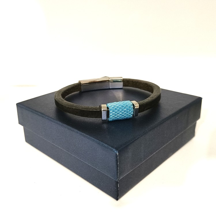 bransoletka-czarna-skorzana-damska-z-niebieskim-oczkiem (1).jpg