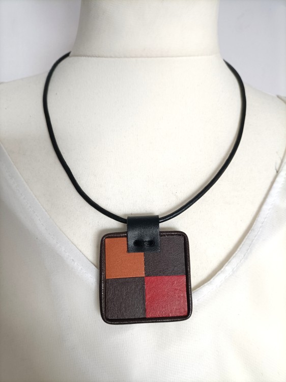 bizuteria-handmade-z-naturalnej-skory