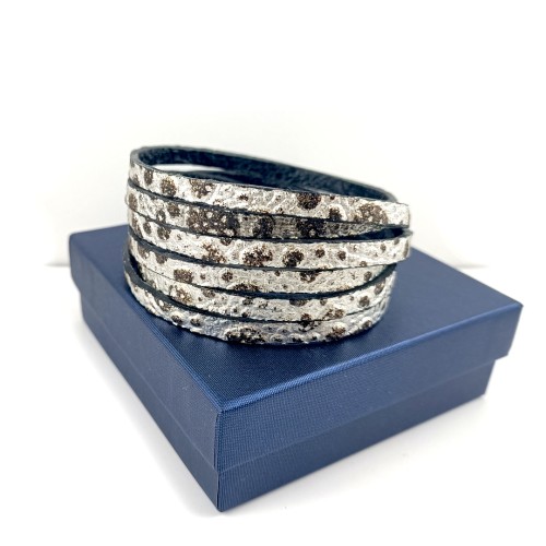 bransoletka-skorzana-dla-kobiet