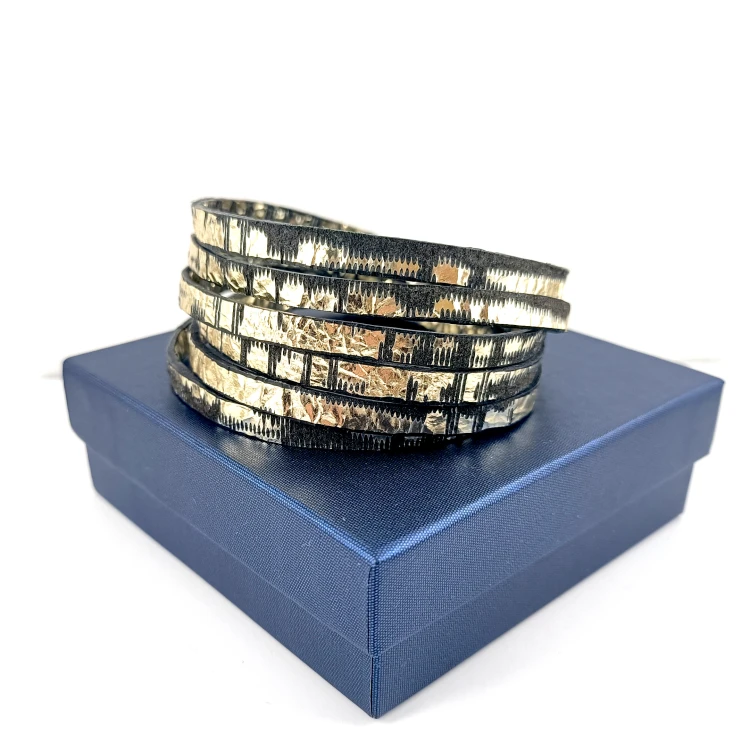 bransoletka-skorzna-damska-czarno-zlota