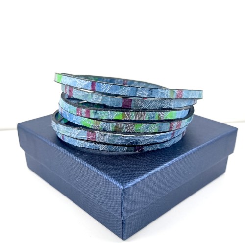 skorzana-bransoletka-damska-niebieska