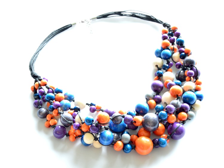 damski-naszyjnik-z-koralików