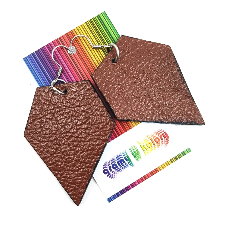 kolczyki-skorzane-brazowe