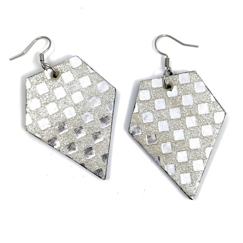 kolczyki-ze-skory-naturlanej