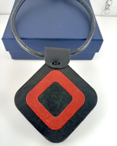 skorzany-naszyjnik-damski