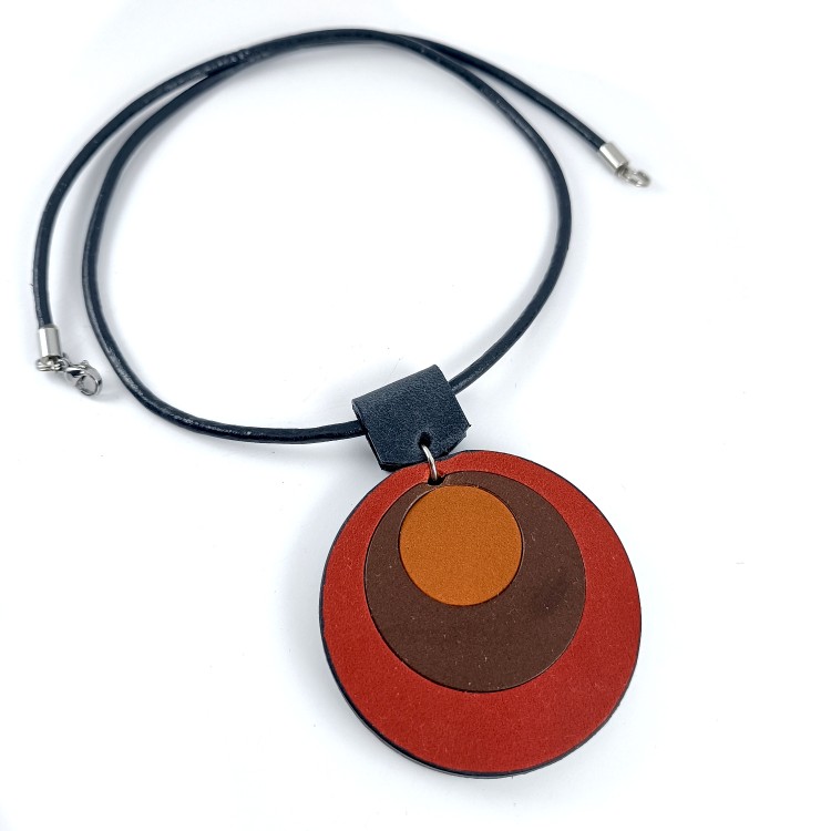 zawieszka-na-rzmyku-czarnym