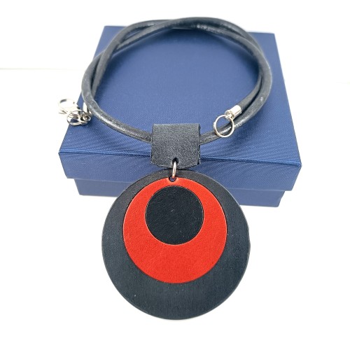 okragla-zawieszka-duza-ze-skory