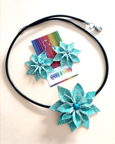 zestaw-bizuterii-skorzanej-z-mietowymi-kwiatkami