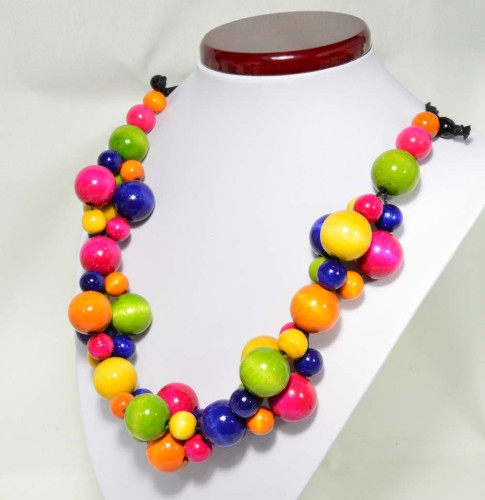 naszyjnik-drewniany-letnia-laka