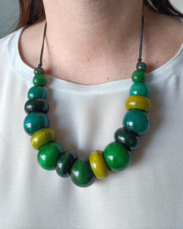 naszyjnik-drewniany-boho-kapella-zielony-mix.jpg