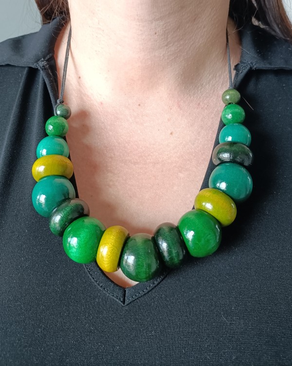 naszyjnik-drewniany-boho-kapella-zielony-mix.jpg