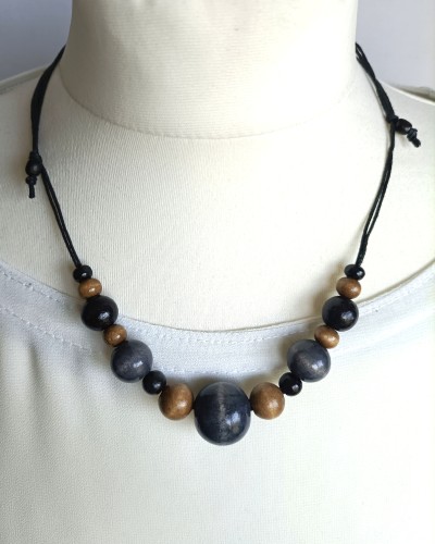 korale-drewniane-boho-minimal-kolorowe.jpg