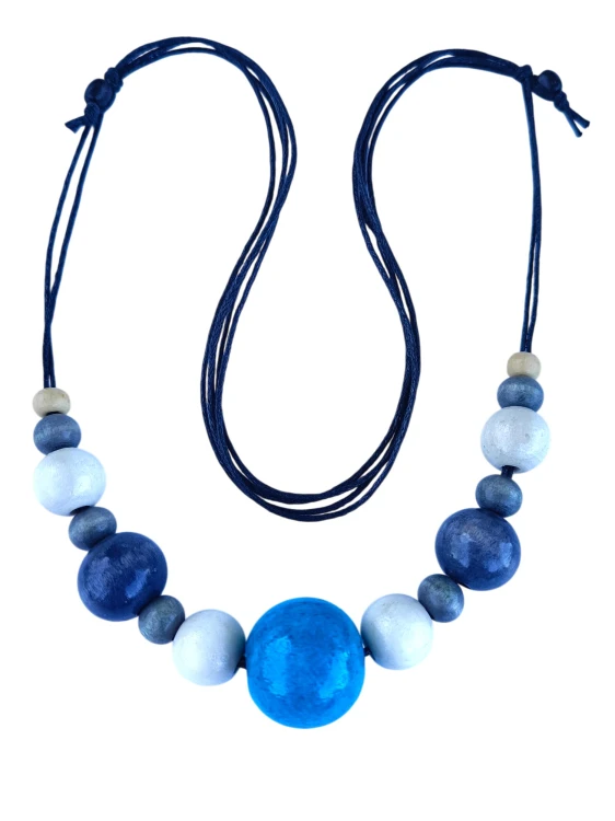 korale-drewniane-boho-minimal-kolorowe.jpg